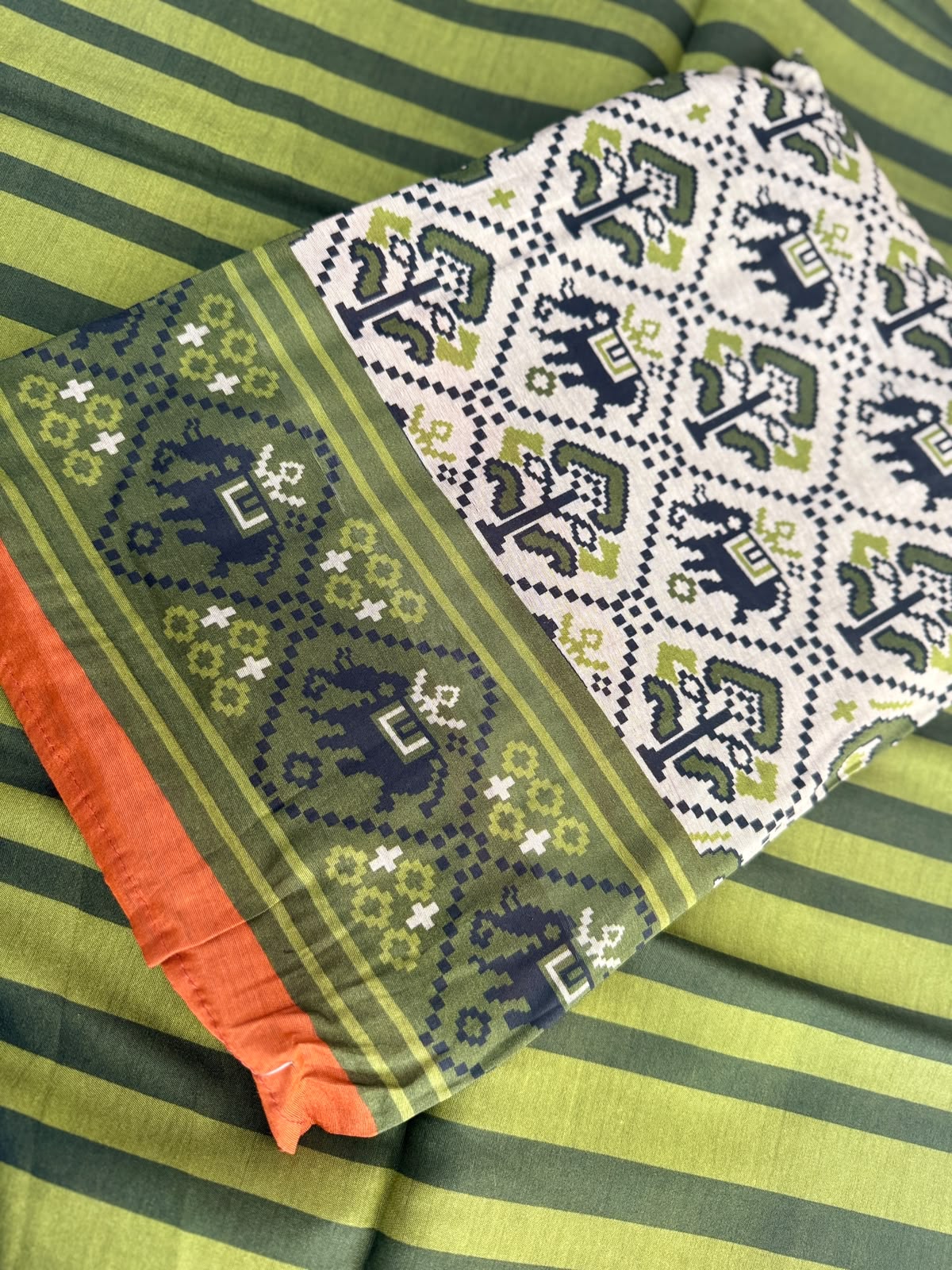 Green Maheshwari Patola Print Suit Set